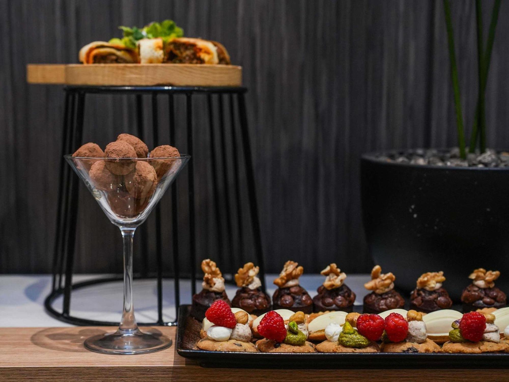 Novotel Tunis Lac Екстер'єр фото